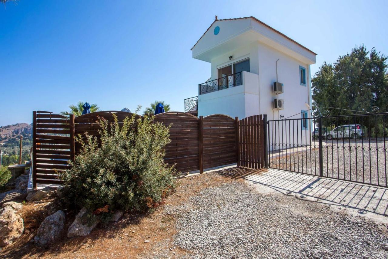 Villa Selene Архангелос Екстериор снимка